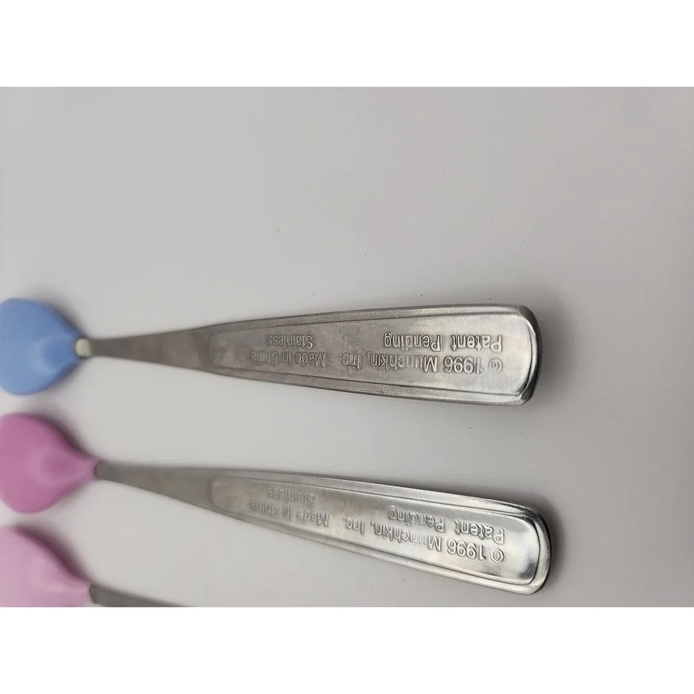 4 VTG Munchkin Baby Spoon Rubber 1996 90s Stainless Steel Pink Blue‎ Tip Infant